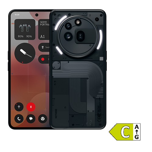 Abbildung eines modernen Smartphones mit transparent wirkender Rückseite und großem Kameramodul mit LED-Lichtring. Der Bildschirm zeigt eine minimalistische Benutzeroberfläche mit roten und schwarzen Bedienelementen. In der unteren rechten Ecke befindet sich ein Energieeffizienzlabel mit der Klasse 